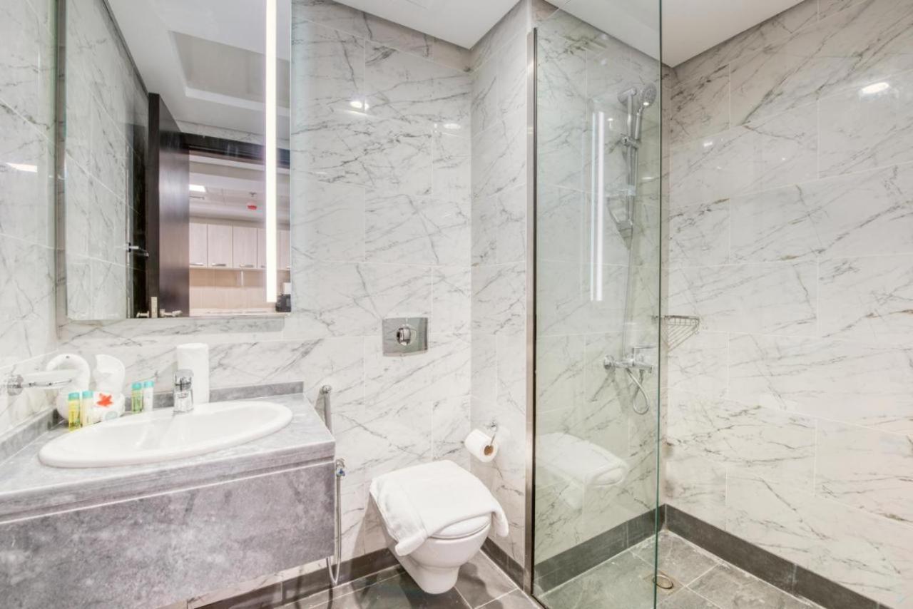Elite Lux Holiday Homes - Cozy & Stylish 1 Bedroom With Huge Pools & World Class Gym ドバイ エクステリア 写真