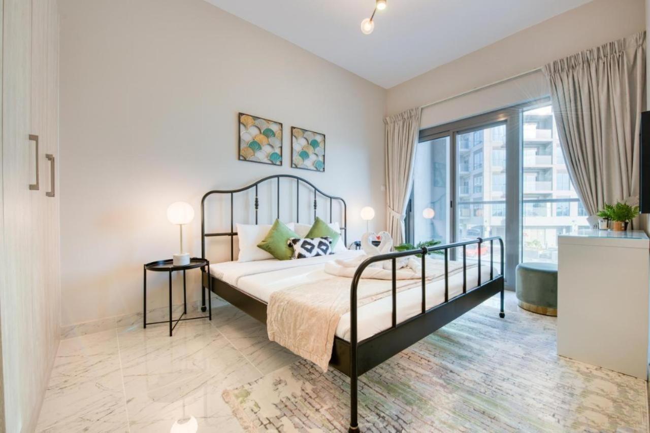 Elite Lux Holiday Homes - Cozy & Stylish 1 Bedroom With Huge Pools & World Class Gym ドバイ エクステリア 写真