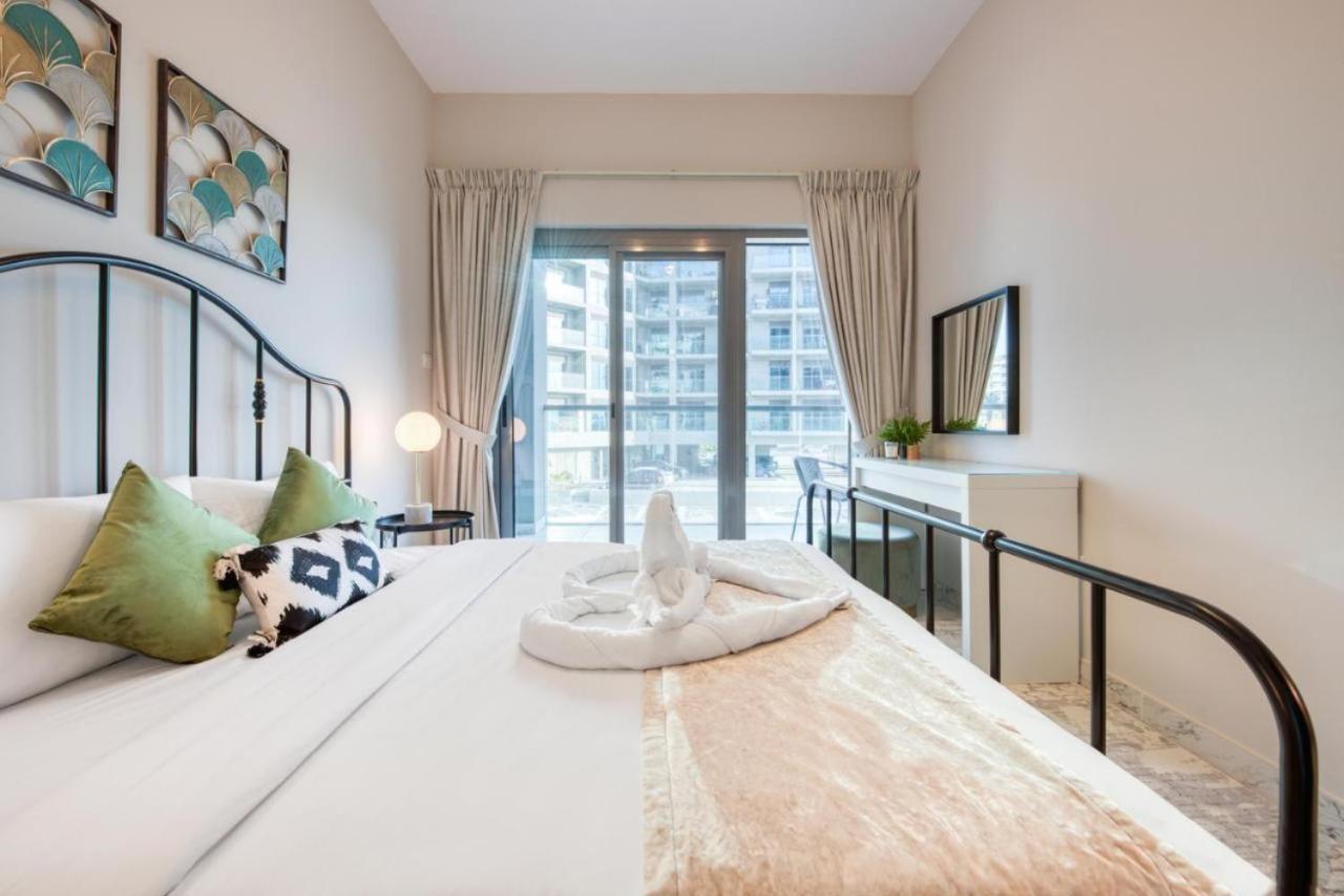 Elite Lux Holiday Homes - Cozy & Stylish 1 Bedroom With Huge Pools & World Class Gym ドバイ エクステリア 写真