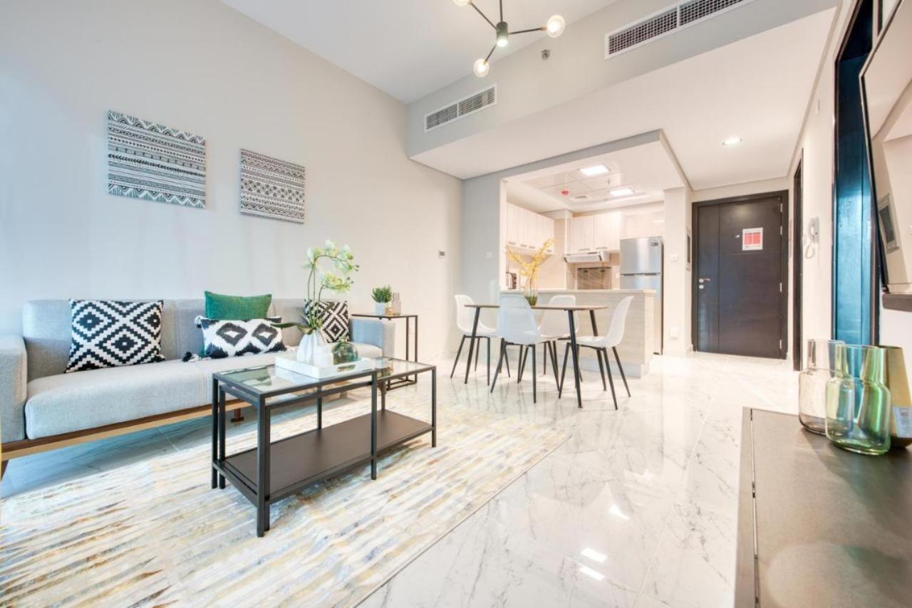 Elite Lux Holiday Homes - Cozy & Stylish 1 Bedroom With Huge Pools & World Class Gym ドバイ エクステリア 写真